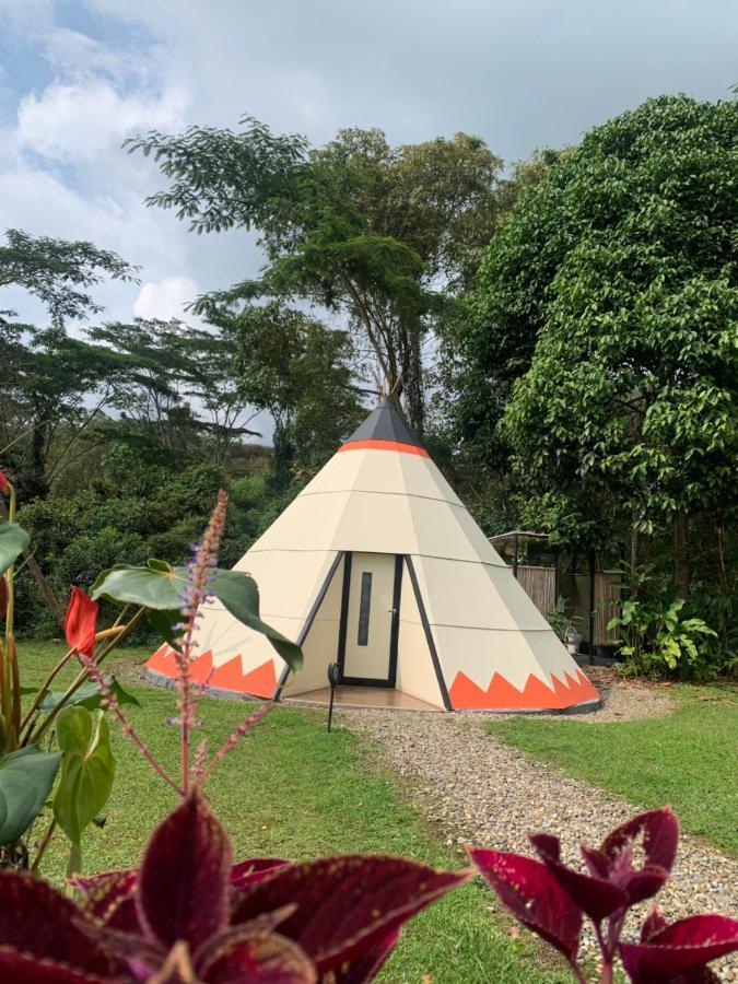 Hotel Bosque De Aventura & Glamping Refugio Del Bosque La Mesa  Exterior foto