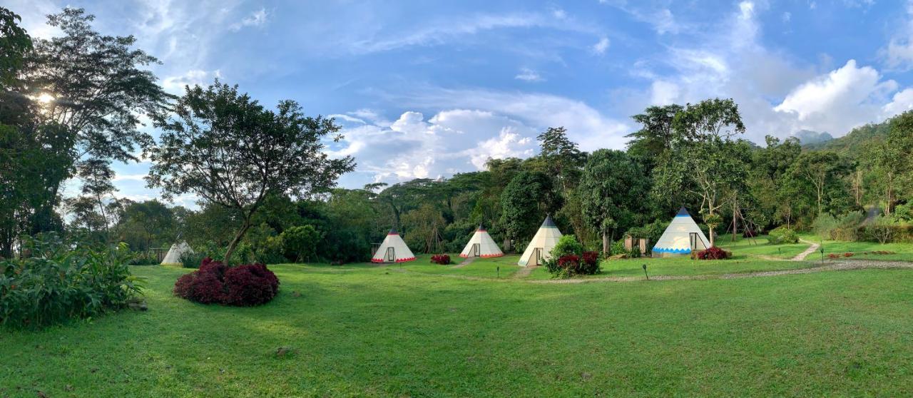 Hotel Bosque De Aventura & Glamping Refugio Del Bosque La Mesa  Exterior foto