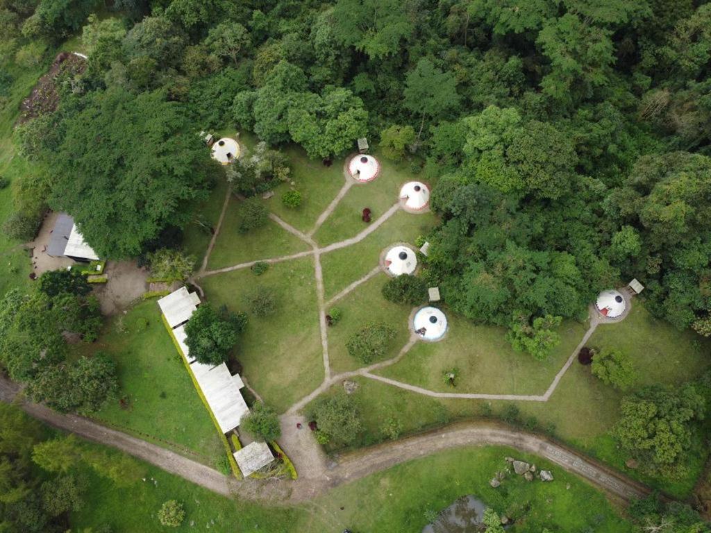 Hotel Bosque De Aventura & Glamping Refugio Del Bosque La Mesa  Exterior foto
